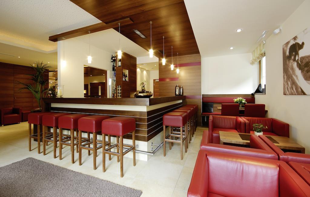 Hotel Rundeck Санкт-Антон-ам-Арльберг Ресторан фото